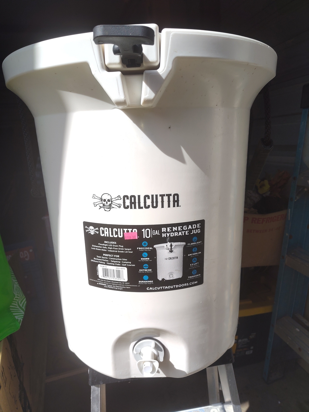Calcutta 10 Gal Renegade Hydrate Jug - White